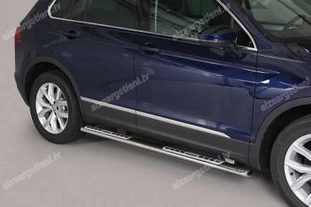 MISUTONIDA OVAL SIDE BARS WITH INTEGRATED PLASTIC FOOTSTEPS VOLKSWAGEN Tiguan